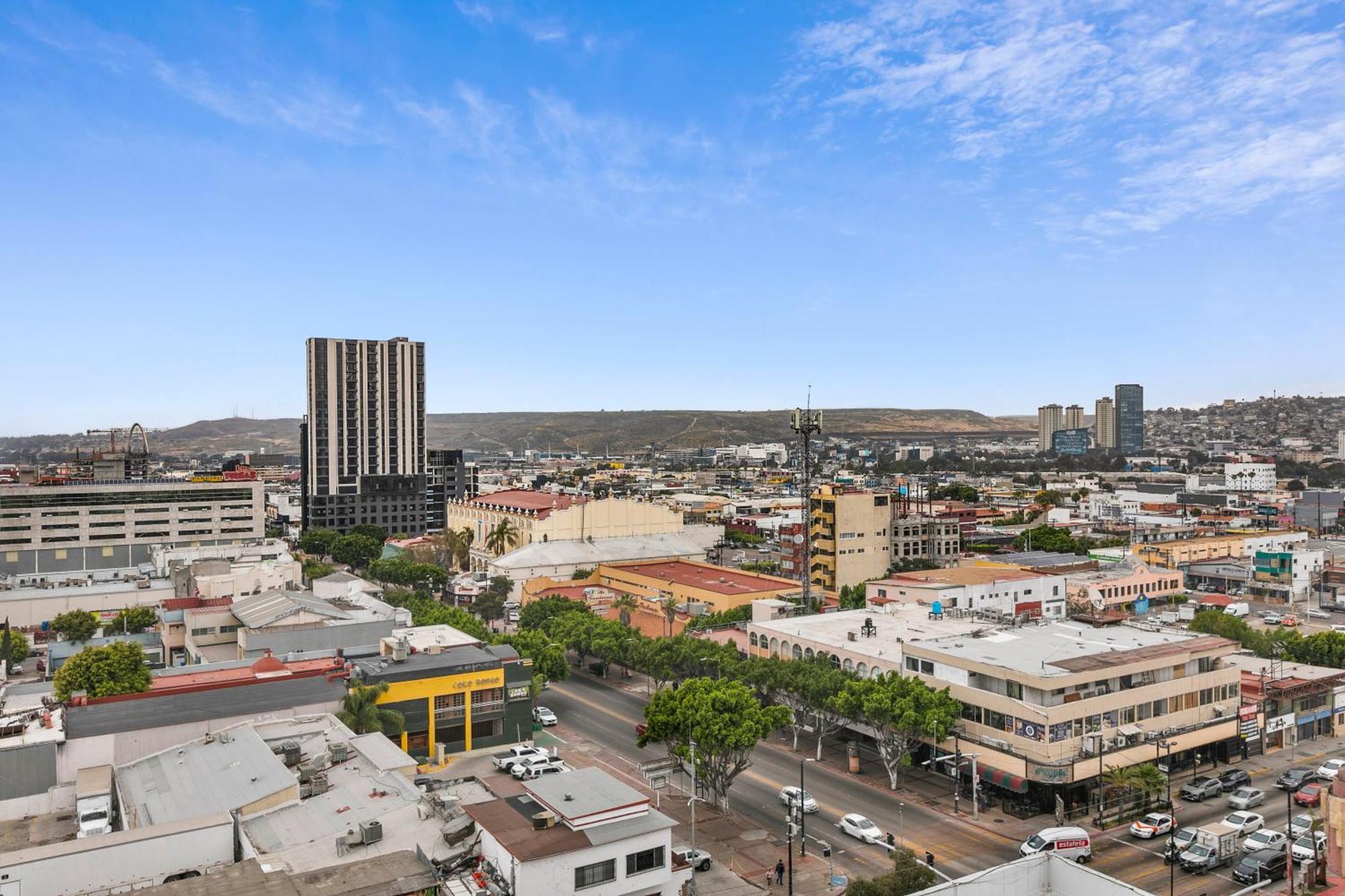 Downtown Apartment With Balcony City View, Gym & Lounge Tijuana Exterior photo
